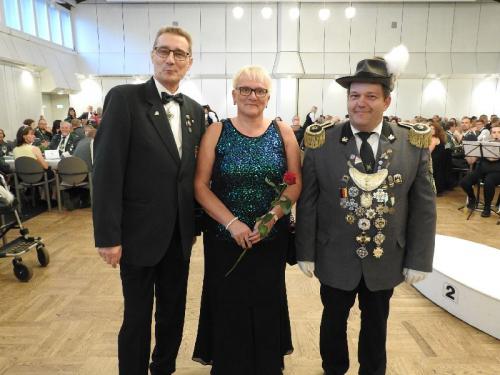 KSV Uelzen - Königsball 2019 - Flaggenhissen und Einmarsch Majestäten