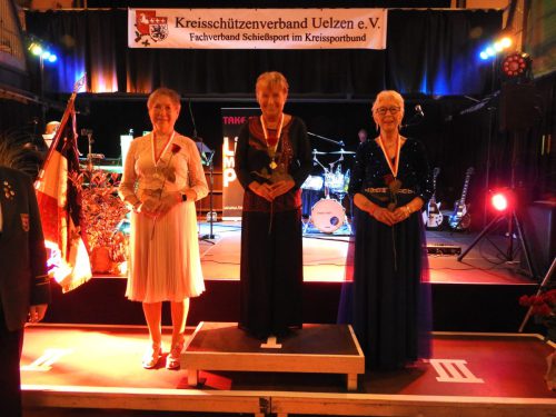 Damenveteranenklasse (v.l.) - Margit Stefanac, Brigitte Schenk und Ilsemarie Scharz